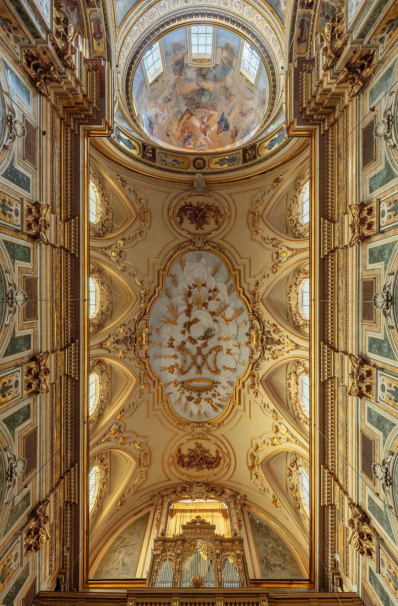 ⛪ 제수 베키오의 성모 마리아 대성당(바실리카 델임마콜라타 알 제수 베키오)